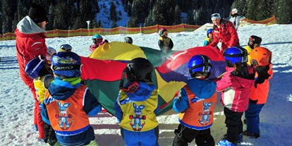 Skiregion - Après Ski im Skigebiet: Schirmbar - Damüls - Skischulspaß für Kinder - Skigebiet Damüls-Mellau