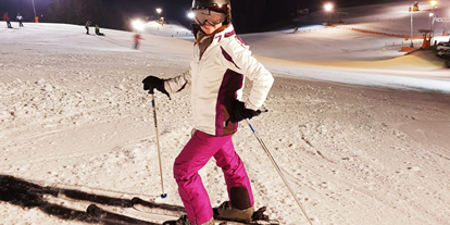 Skiregion - Preisniveau: € - Oststeiermark - Nachtskifahren
jeden Freitag von 19 bis 21 Uhr, in den ferien auch dienstags - Familienschiberg St. Jakob im Walde