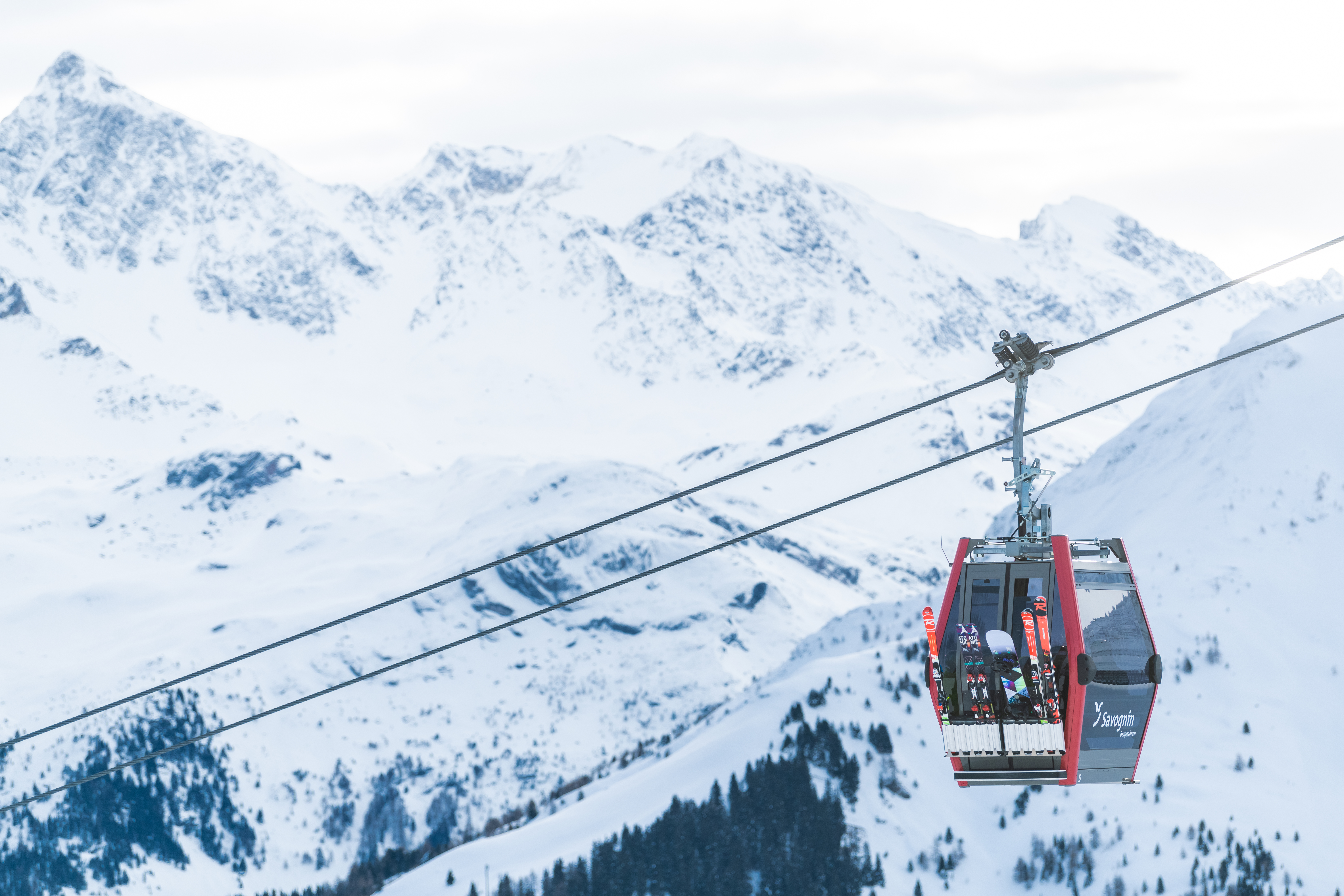 Skigebiet - 10er Gondelbahn Savognin - Tigignas - Skigebiet Savognin