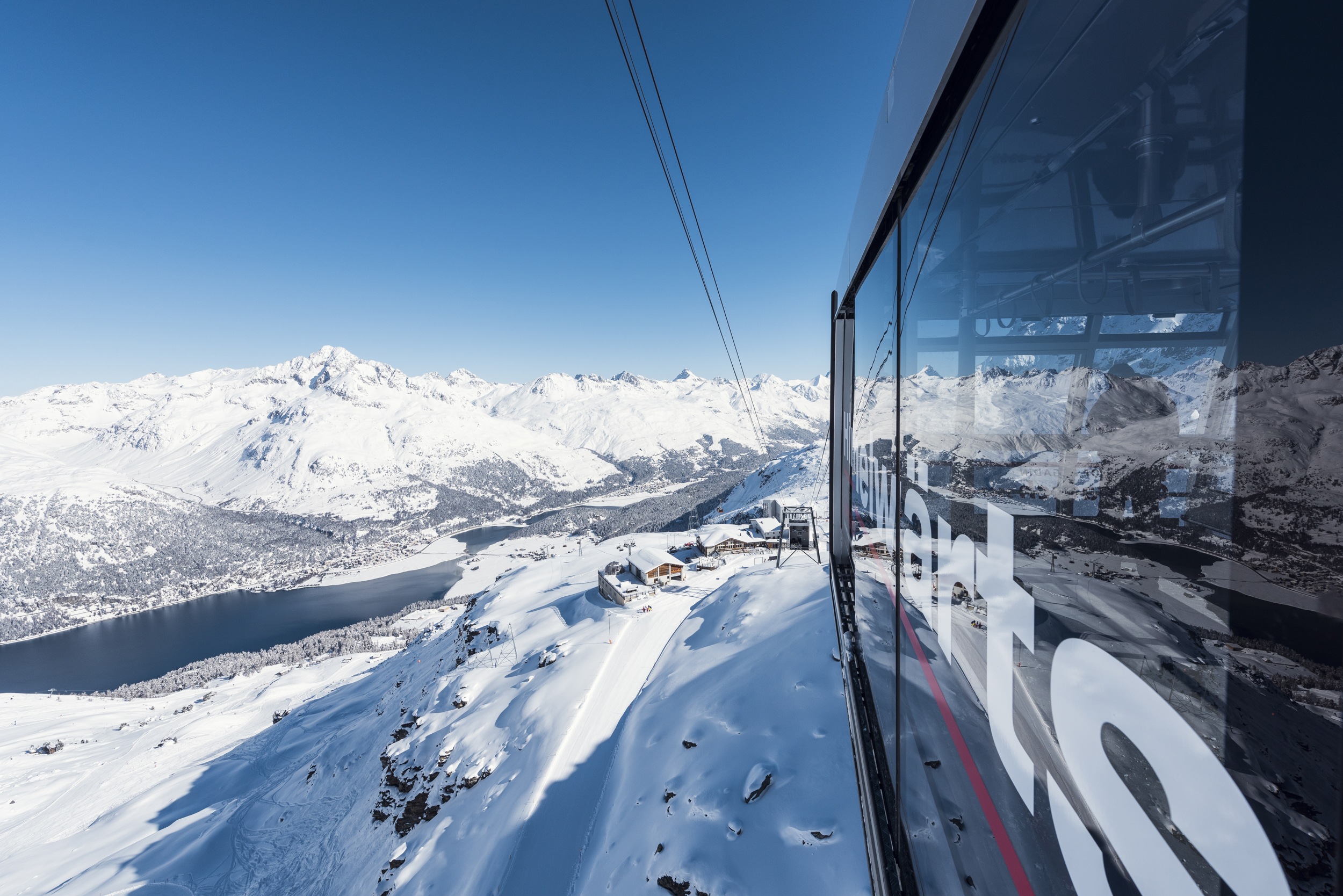Skigebiet - Corvatsch, entdecke die fabelhafte Bergwelt - Skigebiet Corvatsch Furtschellas