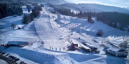 Skiregion - Après Ski im Skigebiet: Open-Air-Disco - Deutschland - Alpspitzbahn Nesselwang im Allgäu - Skigebiet Alpspitzbahn Nesselwang im Allgäu