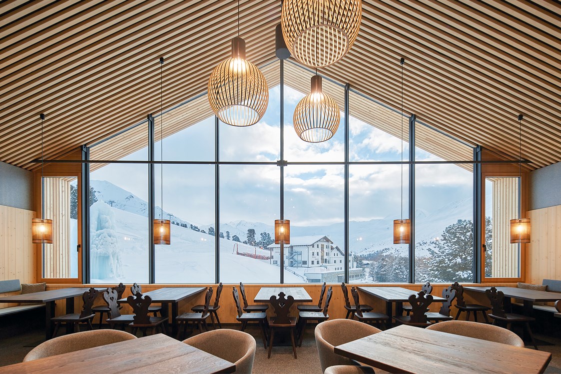 Skigebiet: Bedienrestaurant Schönebenhütte mit regionalen Köstlichkeiten - Skigebiet Schöneben-Haideralm
