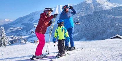 Skiregion - Skiverleih bei Talstation - Vorarlberg - Gipfelsuche am Heuberg - Skigebiet Walmendingerhorn/Ifen/Heuberg - Bergbahnen Oberstdorf Kleinwalsertal