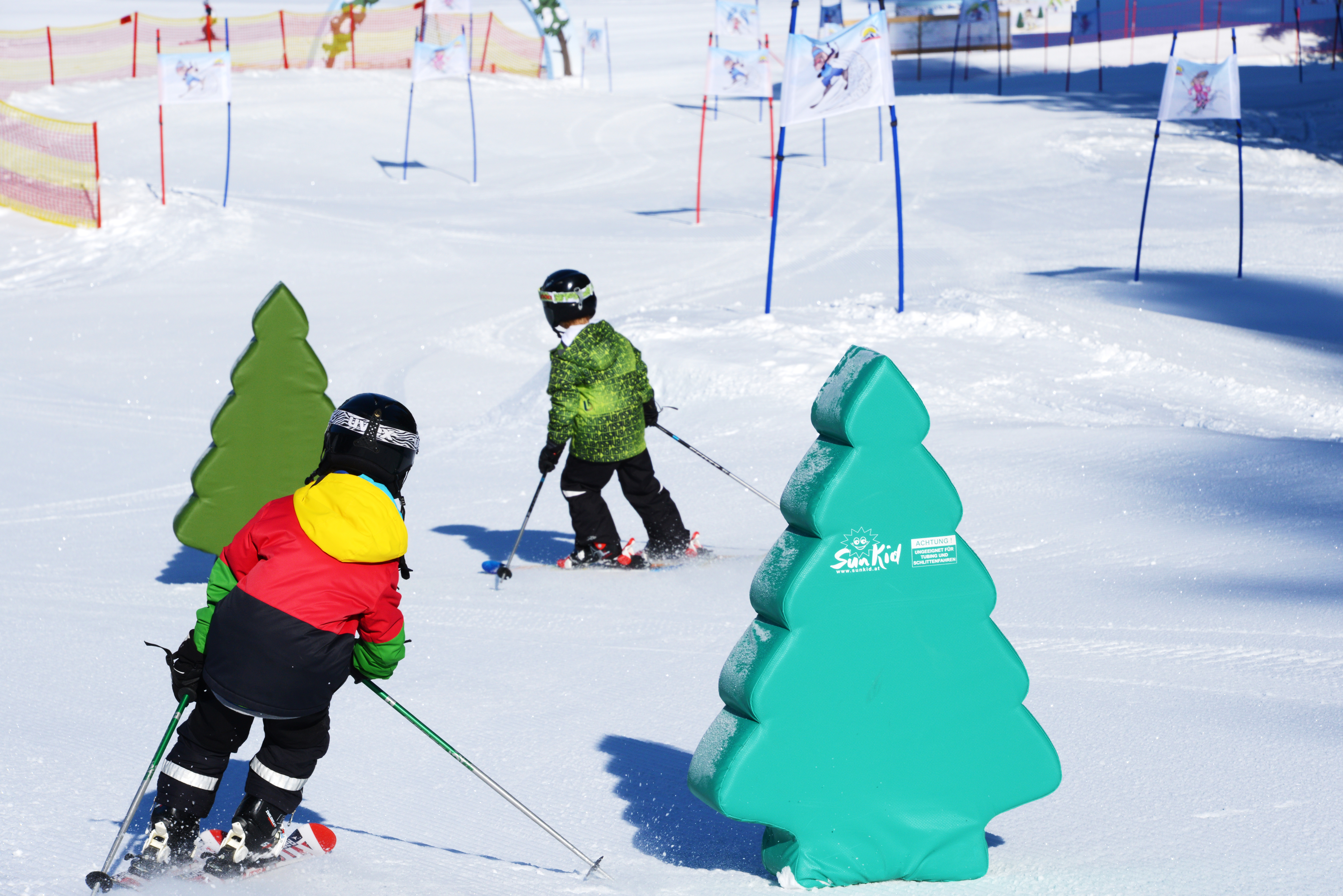 Skiregion - Skiverleih bei Talstation - Österreich - Fichtelland - Skischaukel Radstadt - Altenmarkt