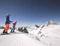 Skigebiet: Im Gletscherskigebiet am Hintertuxer Gletscher mit Blick auf den "Hausberg" Olperer - Skigebiet Hintertuxer Gletscher