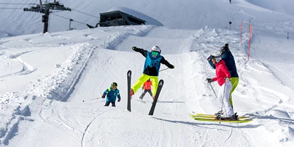 Skiregion - Rodelbahn - Altaussee - Familienspaß beim Skifahren am Loser in Altaussee nahe Loserfenster - Skigebiet Loser Altaussee