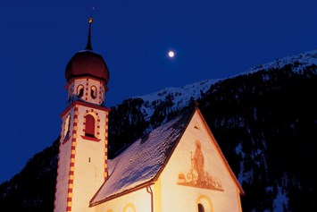 Skigebiet: Bergsteigerdorf Vent - die Pfarrkirche, dem Hl. Jakob dem Älteren geweiht - Skigebiet Vent