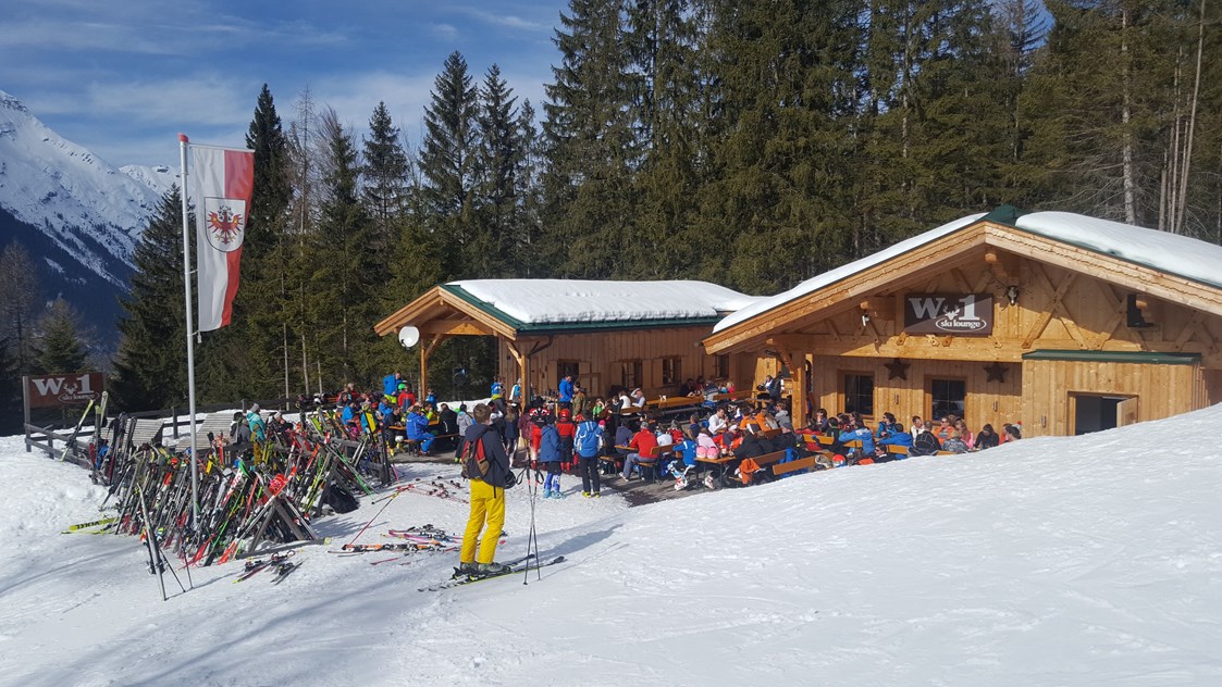 Skigebiet: W1 Skilounge mit Grillhendl - Skigebiet Ehrwalder Wettersteinbahnen