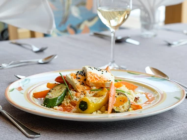 Unterkunft: Vollpension in bester Bio-Qualität - Bio-Berghotel Ifenblick