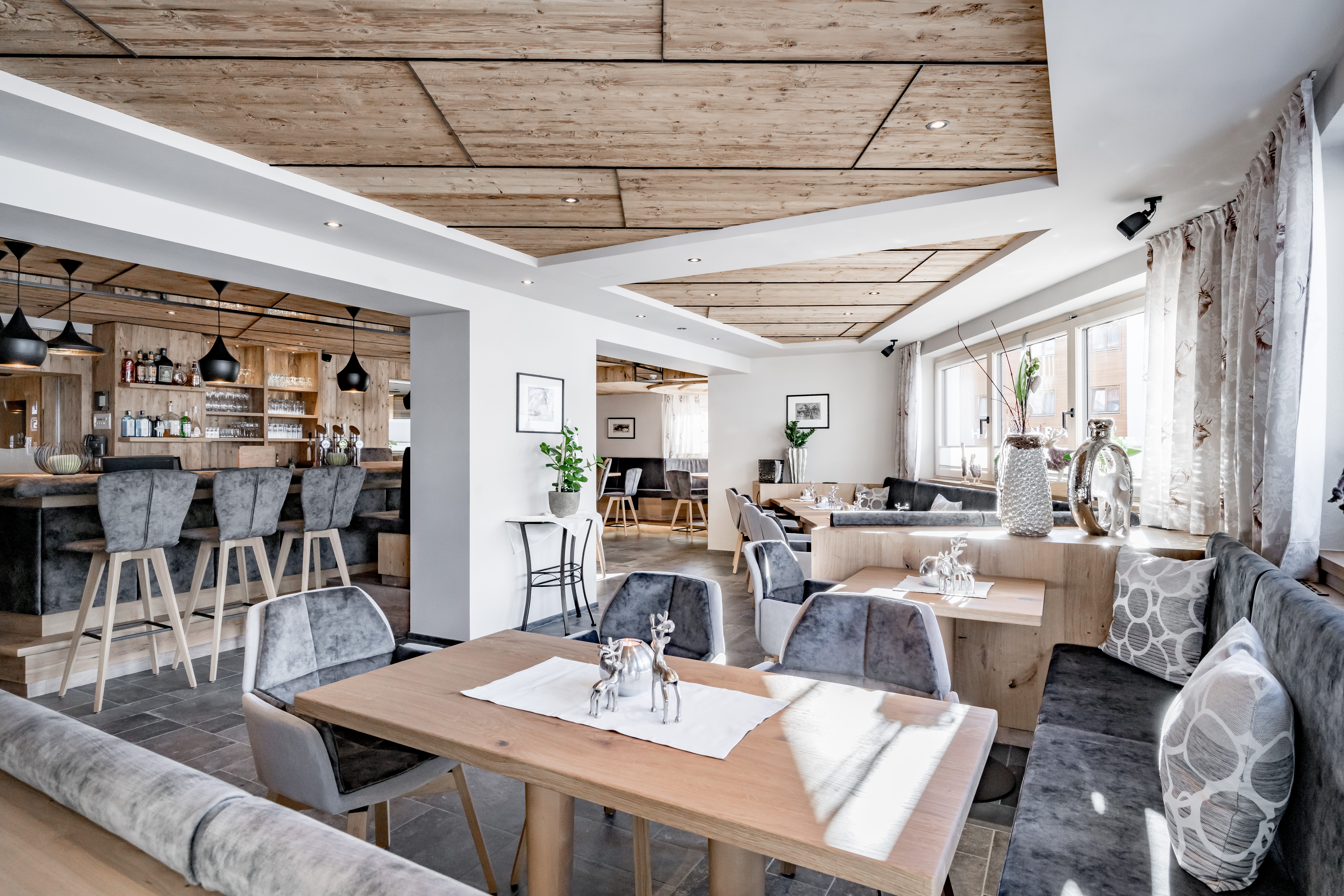 Unterkunft: Hotelbar - Hotel Regina