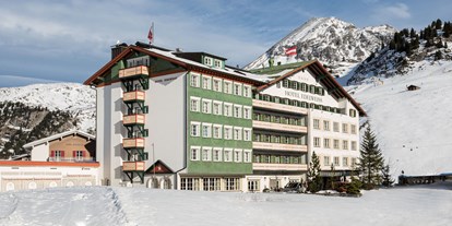 Skiregion - Skiverleih - Aussenansicht Tag - Hotel Edelweiss