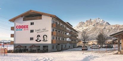 Skiregion - WLAN - Das Hotel liegt direkt am Skilift -  vom Bett auf die Piste in Rekordzeit! - COOEE alpin Hotel Kitzbüheler Alpen