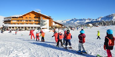 Skiregion - Skiverleih bei Talstation - Cavalese - Skischule Jochgrimm - Skigebiet Jochgrimm