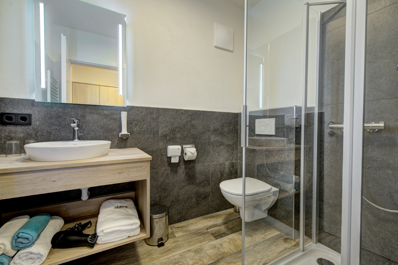 Unterkunft: Bad Doppelzimmer Classic - Hotel- Restaurant Bike & Snow Lederer