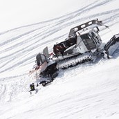Skigebiet - Pistenmaschinenfahrt

Copyright: Stefan Schwenke - Bergbahnen Disentis