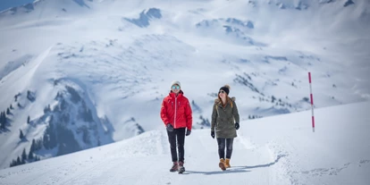 Skiregion - Funpark - St. Gallen - Auf den präparierten Winterwanderwegen durch verschneite Wälder wandern und atemberaubende Aussichten auf Berge und Seen geniessen. Sei es auf einer kurzen oder längeren Tour durch die Winterlandschaft. Auf 35 Kilometern gibt es viel zu entdecken und gemütliche Bergrestaurants laden zum Verweilen ein. Weitere Informationen und Tipps sind in der Pocketcard "Winterwandern/Langlauf" zu finden.  - Wintersportgebiet Flumserberg