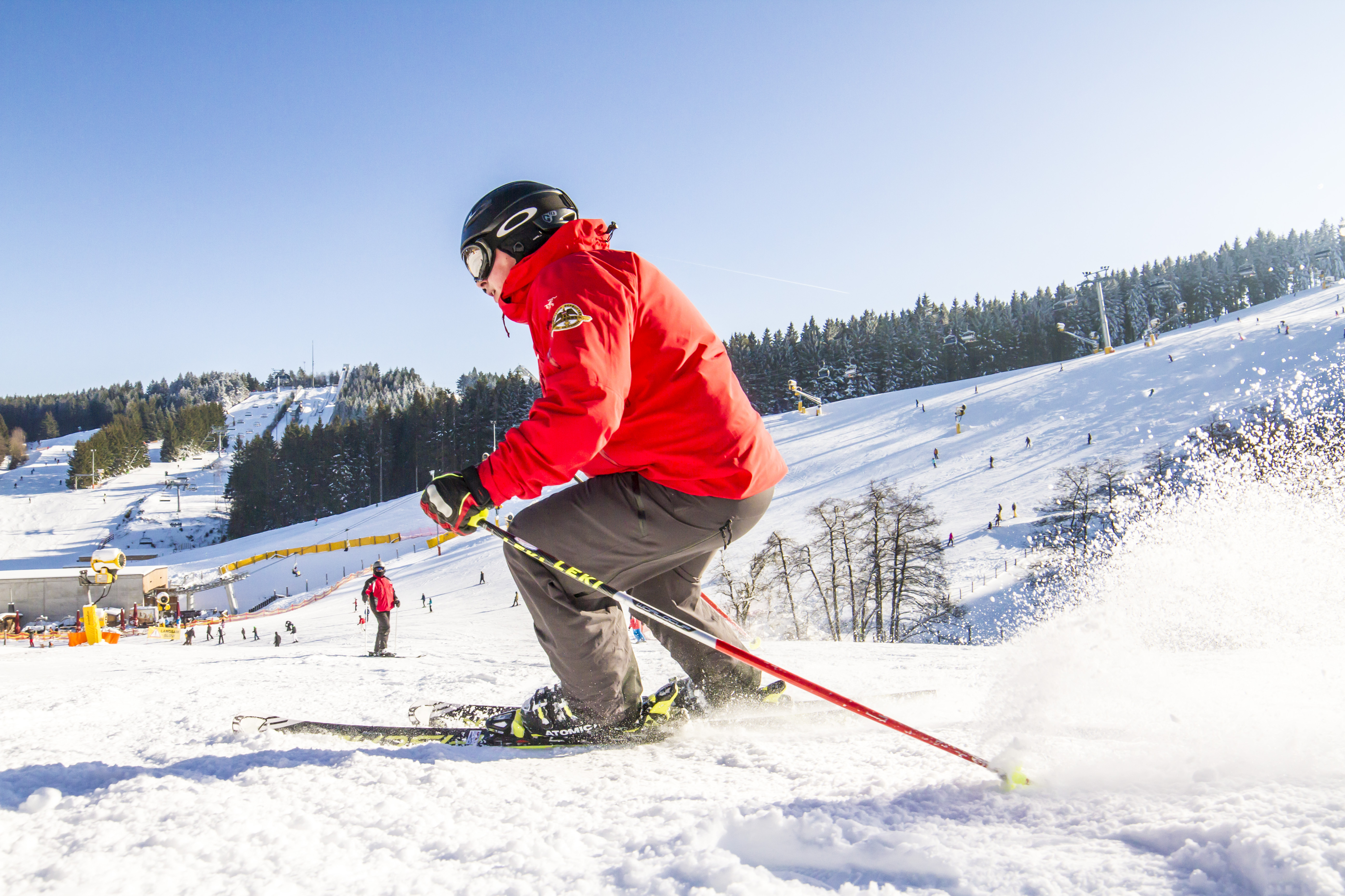 Skiregion - Skiverleih bei Talstation - Winterberg - Skiliftkarussell Winterberg